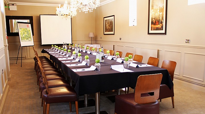 Image for Summer meeting rate £35 per person